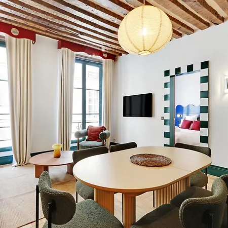 Collection Serviced In Notre Dame - Rue Savoie Appartamento Parigi