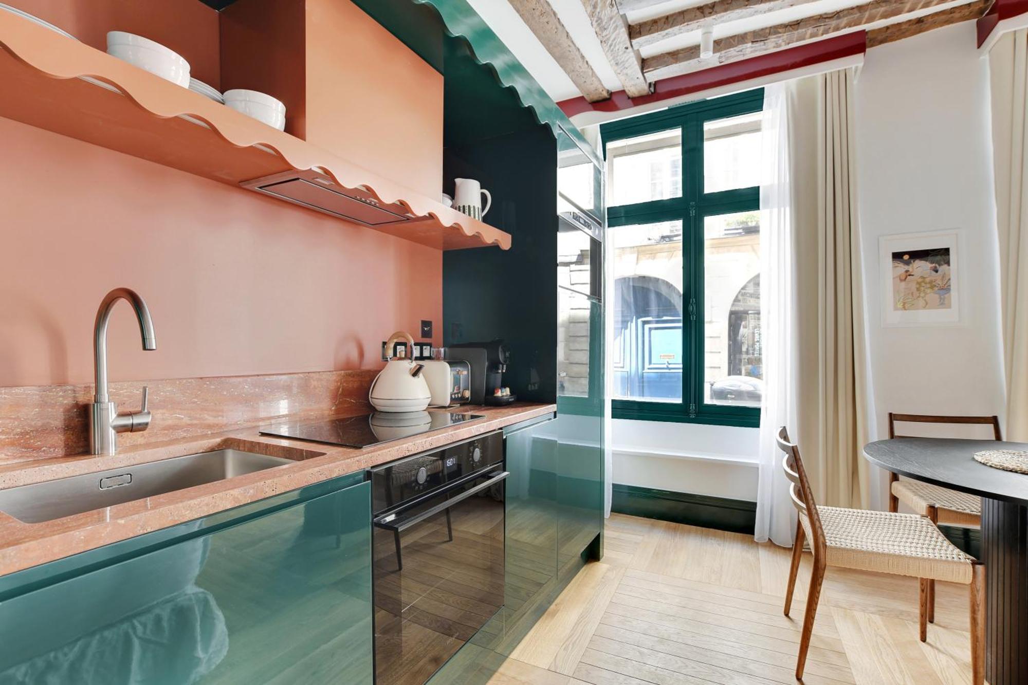 Collection Serviced In Notre Dame - Rue Savoie Apartment Paris